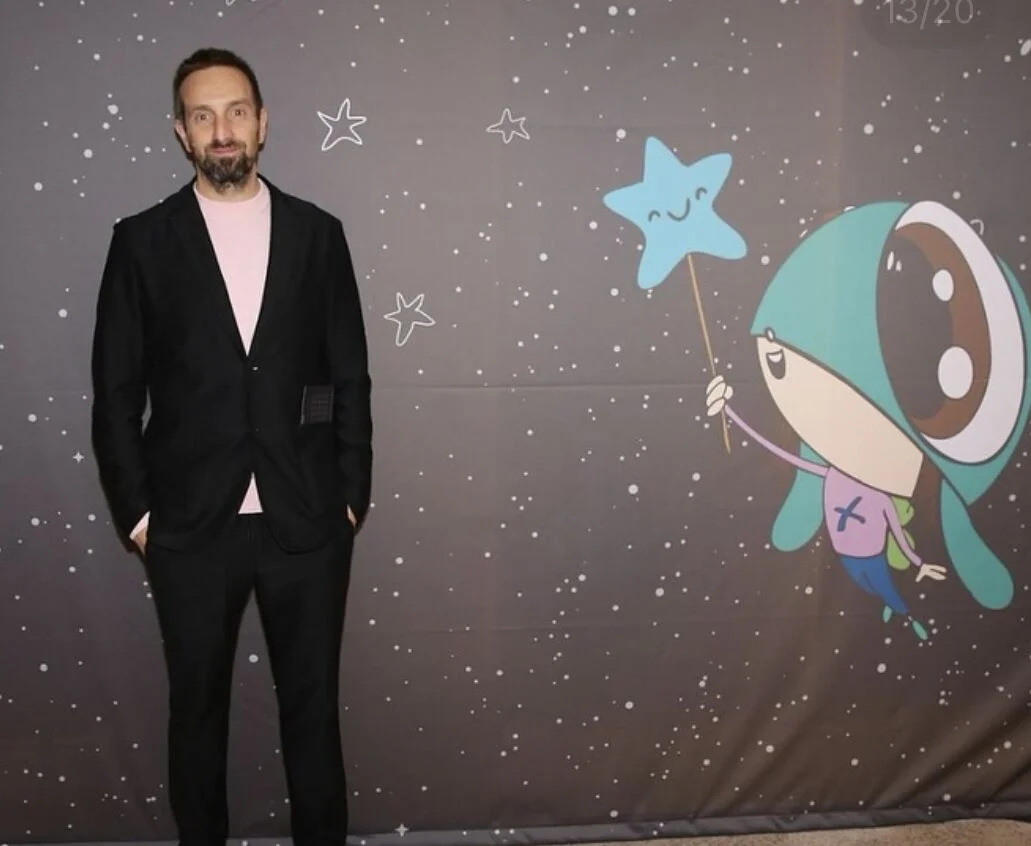 A Night of Solidarity and Art: Honoring Xana with Hope and Creativity 🎨✨